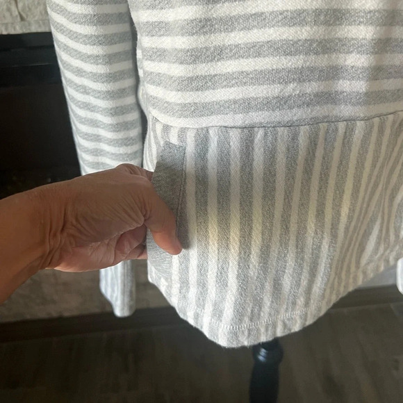 J Crew size Large hoodie - Picture 6 of 9